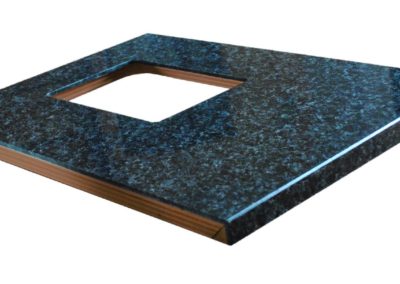 Top Design – Pannello alleggerito in pietra accoppiato con Okoumè